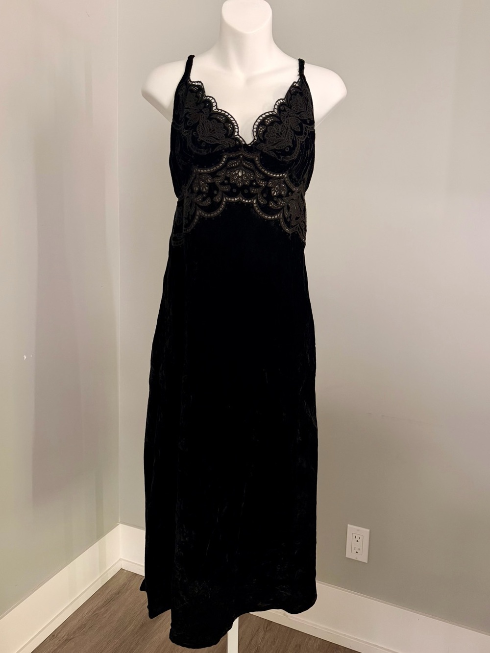 ZADIG & VOLTAIRE Beautiful Black Lace Velvet Slip Dress Sz M NWT $578!!